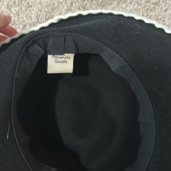 Amanda smith wool hat - Picture 3 of 4